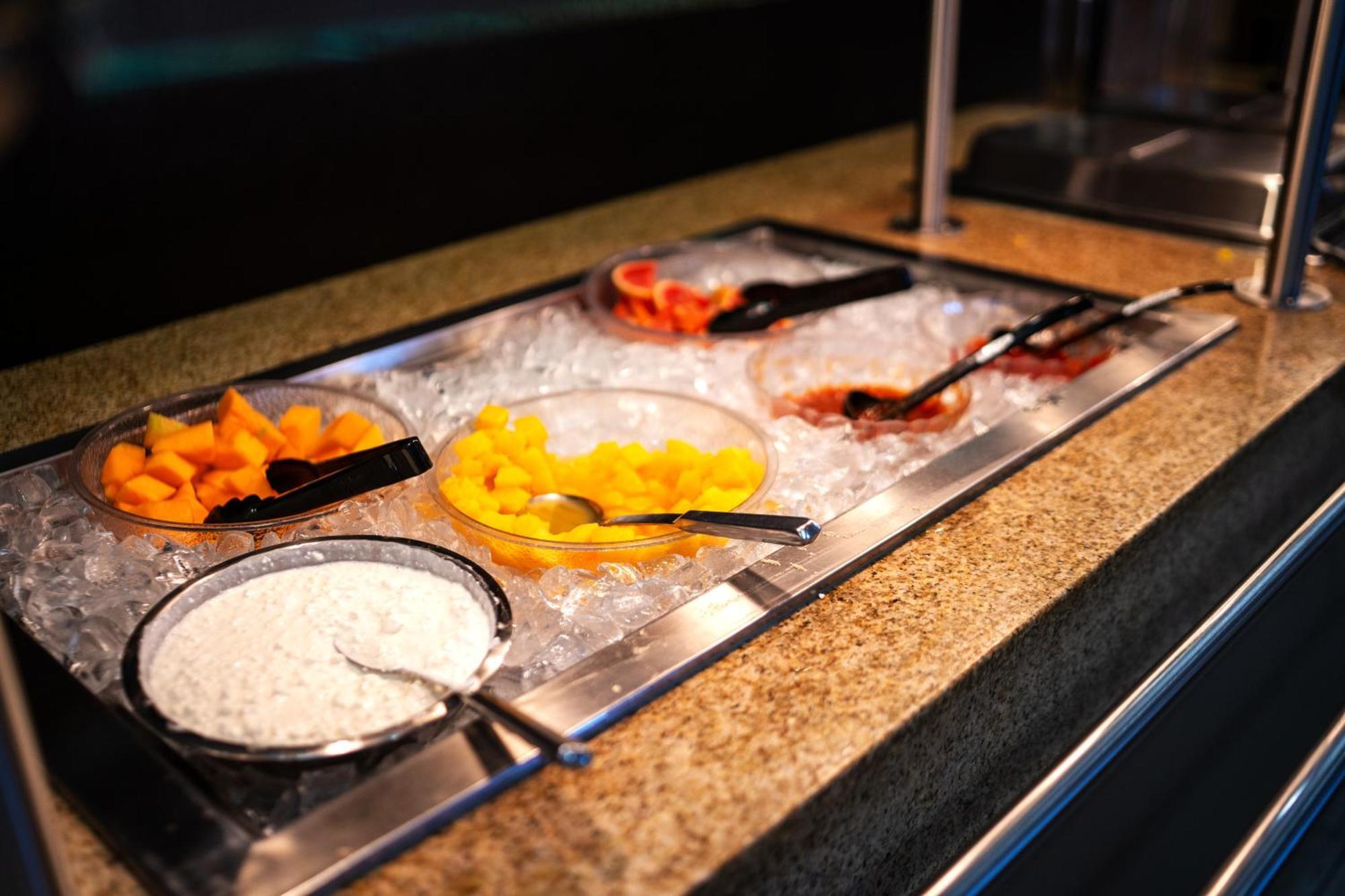 Crystal Inn Hotel & Suites - Midvalley Murray Ngoại thất bức ảnh